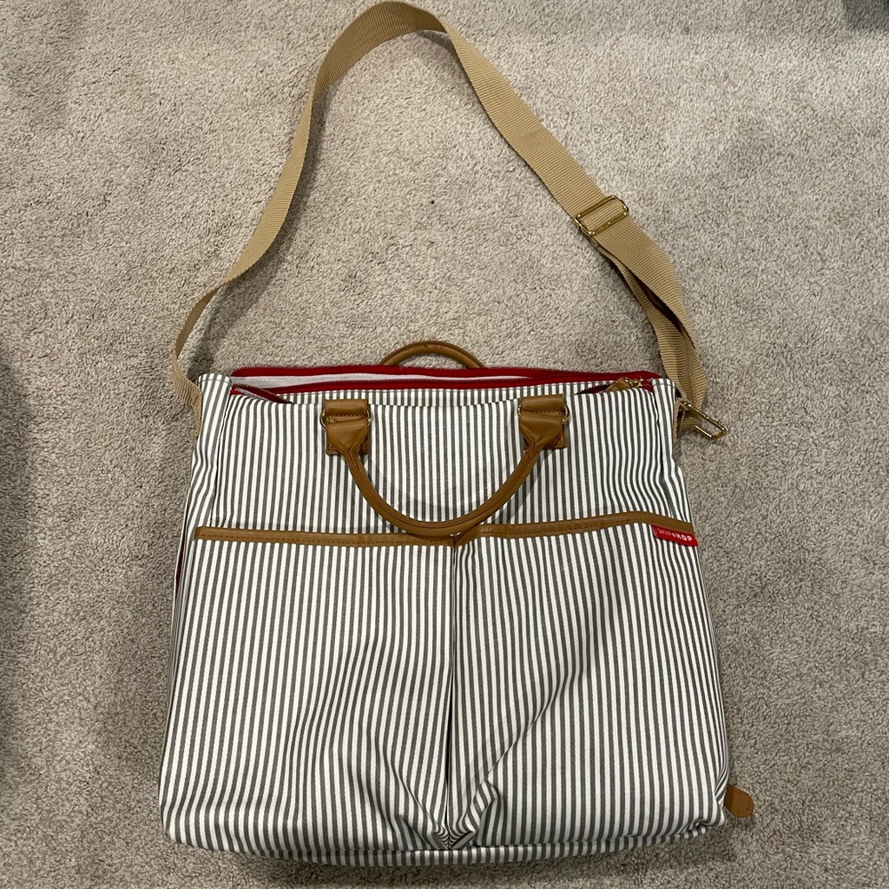 Skip hop diaper bag
